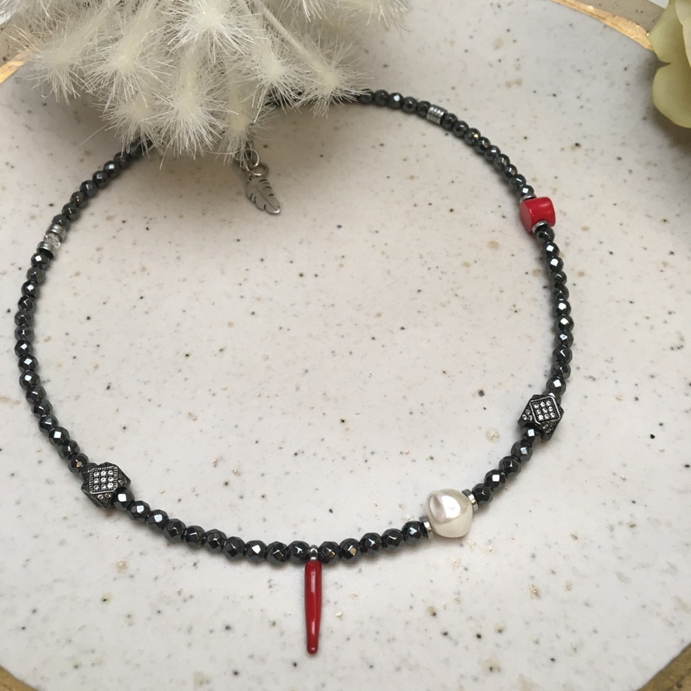 Gardgy handmade necklace red black white, hematite, coral